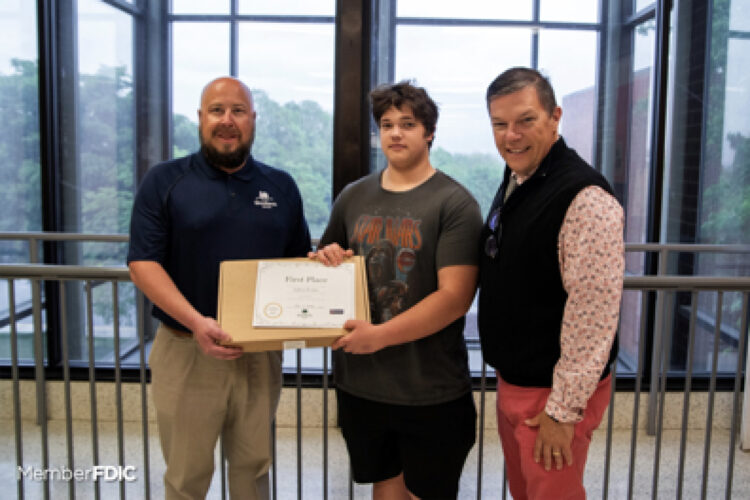 Woodlands Bank recognizes JSHS student in Investing Challenge News